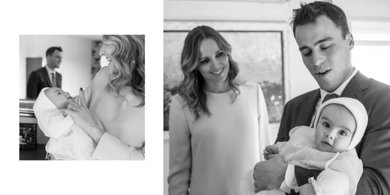 Reportaje de Bautizo de Sandra Montemayor - Fotógrafo de Tarragona Fotografías de una pareja posando con su bebé en casa para la celebración del bautizo del pequeño en Tarragona