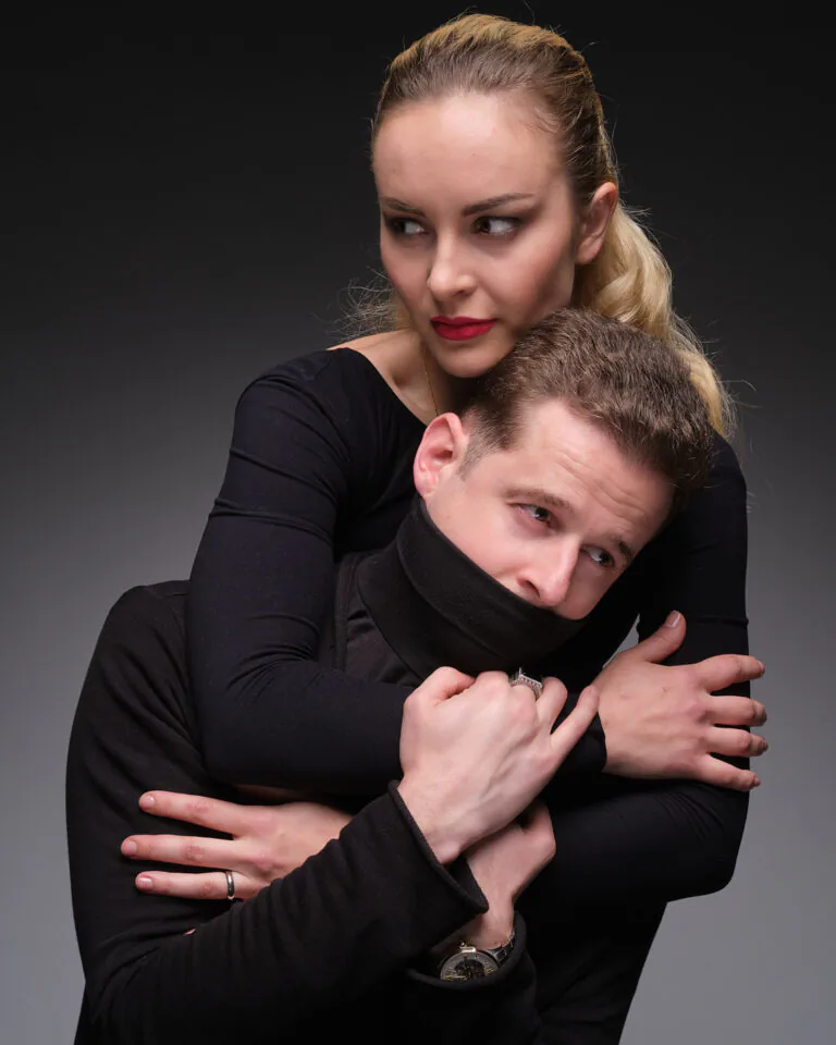 Galería de Fotografía de parejas - Fotógrafo de Tarragona Fotografia de pareja en estudio fotografiada por Juan Segovia